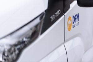 Uno de los coches de alquiler de DFM Rent a Car, la mejor opción.