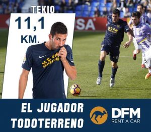 Jugador todoterreno, patrocinado por DFM Rent a Car