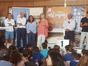 La consejera Violante Tomás, en los premios de la regata de Astrapace que patrocinamos desde DFM Rent a Car