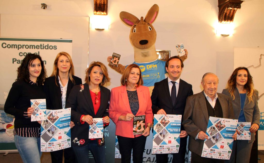 Organizadores y patrocinadores de la carrera Run For Parkinson's Murcia 2018, en donde colaboramos desde DFM Rent a Car