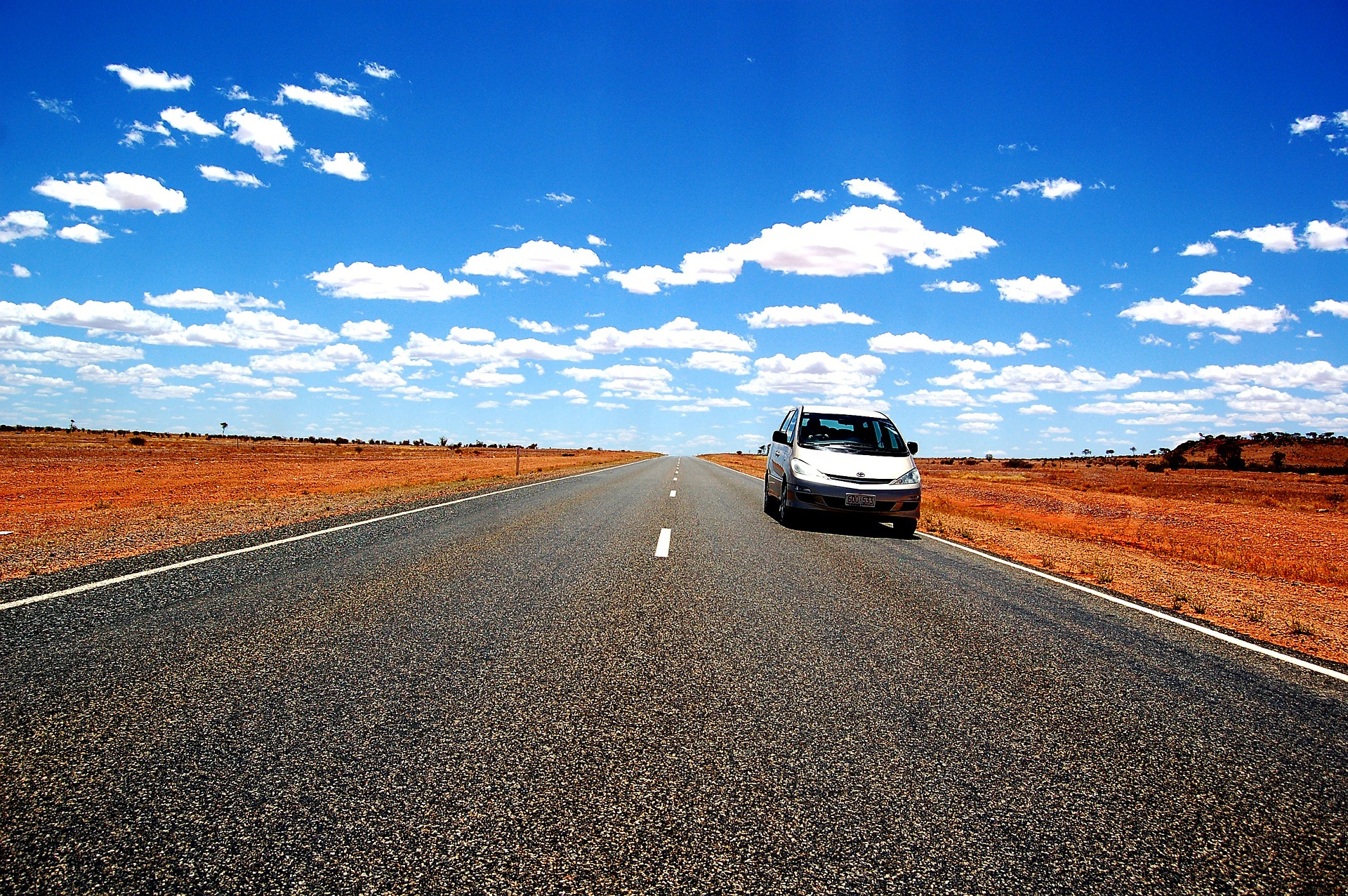 Alquilar un coche en vacaciones: 5 motivos para probar ...